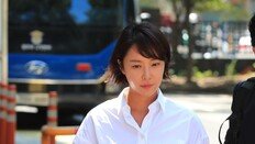 43억 횡령 황정음 “1인 회사 등록 필요없는 줄…곧 절차 마무리”