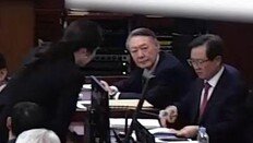 특검 “尹, 권력욕 위해 계엄… 전두환보다 더 엄정 단죄해야”