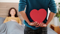 “남성 성욕, 40 전후에 정점…60세 돼야 20대와 비슷”