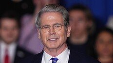 美까지 나서 환율 개입… 반나절만에 꺾인 ‘약발’