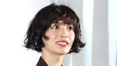 강도에 역고소 당한 나나, 정당방위 인정받았다…경찰, 불송치