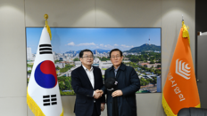 ‘신기전 화차’ 체험 인기…문정원·전쟁기념사업회 협업 강화