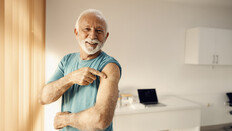 독감 백신 맞았더니 치매 위험↓…생물학적 근거는 무엇?[노화설계]