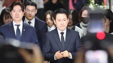 張, 절윤 대신 ‘尹 어게인’ 유튜버와 한배… TK-PK의원도 “충격”