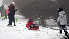 내일 전국 건조 속 비·눈…남부내륙 최대 10㎝ 이상