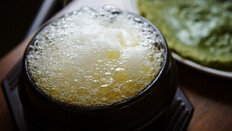 먹을까 말까…‘찌개 위 거품’ 이땐 걷어내야 [알쓸톡]