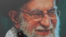 누가 최고지도자 돼도 ‘정부 위 정부’ 혁명수비대 장악 쉽지 않을 듯