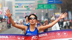 “결승선만 보며 악착같이 버텨… 3년만에 정상 기뻐요”