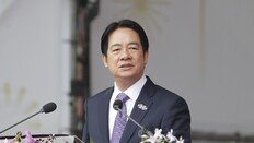 대만 “이달 말까지 답 없으면 한국 입국신고서 ‘남한’으로 바꿀 것”