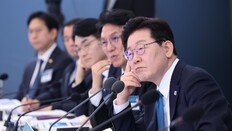 AI 자율주행-재생에너지 규제 특례… 李 “총괄 권한 차르 활용”