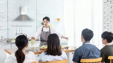 “두쫀쿠 만들러 갔다가 보험 가입?”…무료행사 교묘한 보험 영업