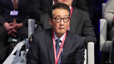 鄭 “CSIS 보고서 등도 구성 핵활동 제기” 주장… 빅터 차 “구성 핵시설 보고서 작성 안 해” 부인
