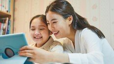 국가자격 아이돌봄사 첫 도입…범죄경력 확인 거쳐야 발급