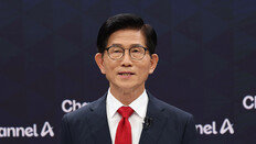 국힘 후보들, 장동혁 대신 김문수를 ‘얼굴’로