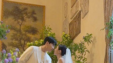 신지♥문원, 결혼 사진 올리며 인사 “축하해준 분들 진심 감사”