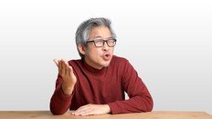 “어… 음…” 잦아진 말버릇, 인지기능 저하 초기일수도[노화설계]