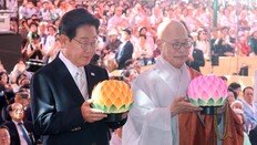여권, 지선 앞두고 스타벅스-일베 잇단 문제 제기… 野 “선동말라”