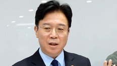 노동장관 “대기업 초과이윤 재분배 논의해야… ‘한국형 사회연대임금’ 모색”
