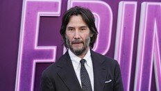 의리男 키아누 리브스 “사기 혐의 감독, 재능 아깝다” 법원에 탄원서