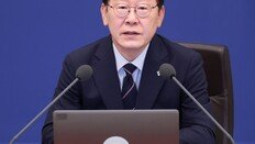 李, 검찰에 “잘못하면 사과하고 취소하는 것”