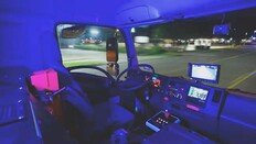 운전석 텅 비었다…美 펩시 나르는 무인 트럭 41대