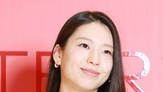 김승규 슈퍼세이브에 ♥김진경 SNS 들썩 “딸이 복덩이…나라 구했다”