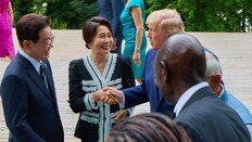 李, G7서 “중동처럼 北문제 해결 주도를”… 트럼프 “노력하겠다”