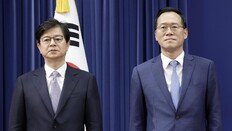 민정수석 한찬식-홍보 성기홍… 靑 3실장 유임 속 ‘중폭’ 개편