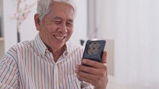 운동하며 용돈벌이까지…‘앱테크’에 빠진 5060 중장년층