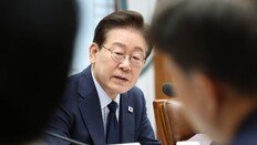 기존 환경평가 쓰거나 특례법으로 기간 단축, 李 “행정절차 탓 투자 집행 늦어지면 안 돼”