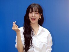 티파니 영, 변요한과 열애 인정 “저에게 안정을 주는 사람” (공식)