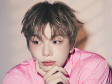 ‘아이돌픽’ 강다니엘, 가을밤 드라이브할 때 듣고 싶은 목소리 [DA:차트]