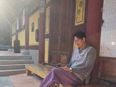 ‘♥짝 찾던’ 이정진 속세 떠나 절 들어갔다 [DA★]