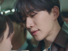 이준호, 그 눈빛 유죄…지하철만 타면 설레네 (태풍상사)