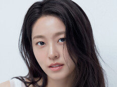 김설현, 팬들과 ‘진짜 연결’ 시작됐다…오늘 위버스 오픈