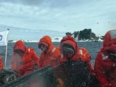 “책임감을 무겁게 느끼는 백종원”…대장정의 서막 (남극의 셰프)