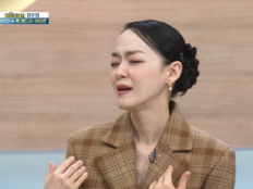 김윤아, 15년째 ‘건강 이상설’에 마침표 “저 진짜 건강해요”