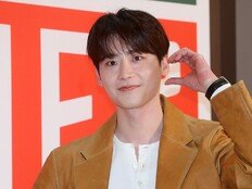 “밥 한 끼 사고 싶어서…” 이종석, 고생한 스태프들에 호텔 식사권 쐈다