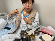 ‘유방암’ 박미선 “주사 맞으면 혈관 녹아” 항암 과정 영상 공개