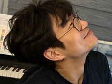 윤석원, 사회 초년생 위로송 ‘아기로보트’ 발매