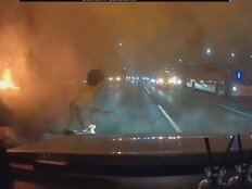 “몸에 불붙은 것 느껴져”…급차로변경에 차량 전복, 피해자 화상 고통