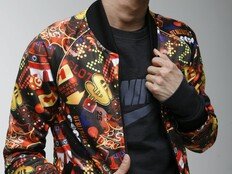 팝핀현준, 교수직 내려놨다…“성적 수치감 느끼게 해 반성”