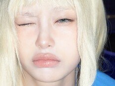 츄, 본 적 없는 비주얼…의문의 금발 소녀 변신! 1월 7일 정규 컴백