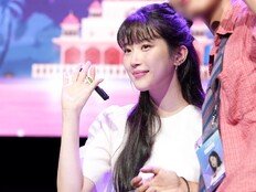 문가영, 우아함이 국경 넘었다…쿠알라룸푸르 홀린 한류 비주얼