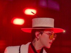 지드래곤, 옷도 주얼리도 단 하나…샤넬과 완성한 무대