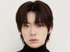 안재현, 12년 만에 HB엔터 떠났다…새 둥지는 스튜디오 유후