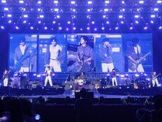 연말 공연 러시 속 ‘엔플라잉 날았다’