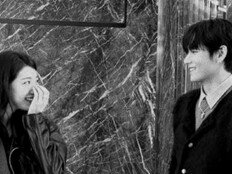 방탄소년단 뷔, 색을 지웠을 때 더 또렷해지는 얼굴 [SD랩]