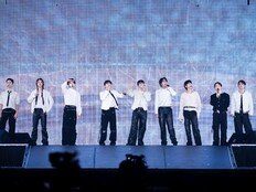 세븐틴, 日 4대 돔 42만 운집…“이제 스타디움 간다”