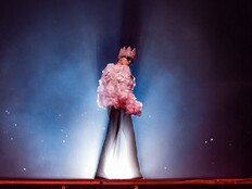 지드래곤, 문화계 관통한 컴백…2025년 장악